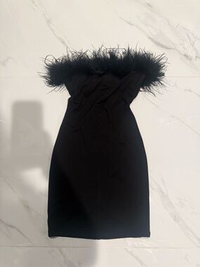 Naked wardrobe Off-Shoulder Black Feather Trim Mini Dress s